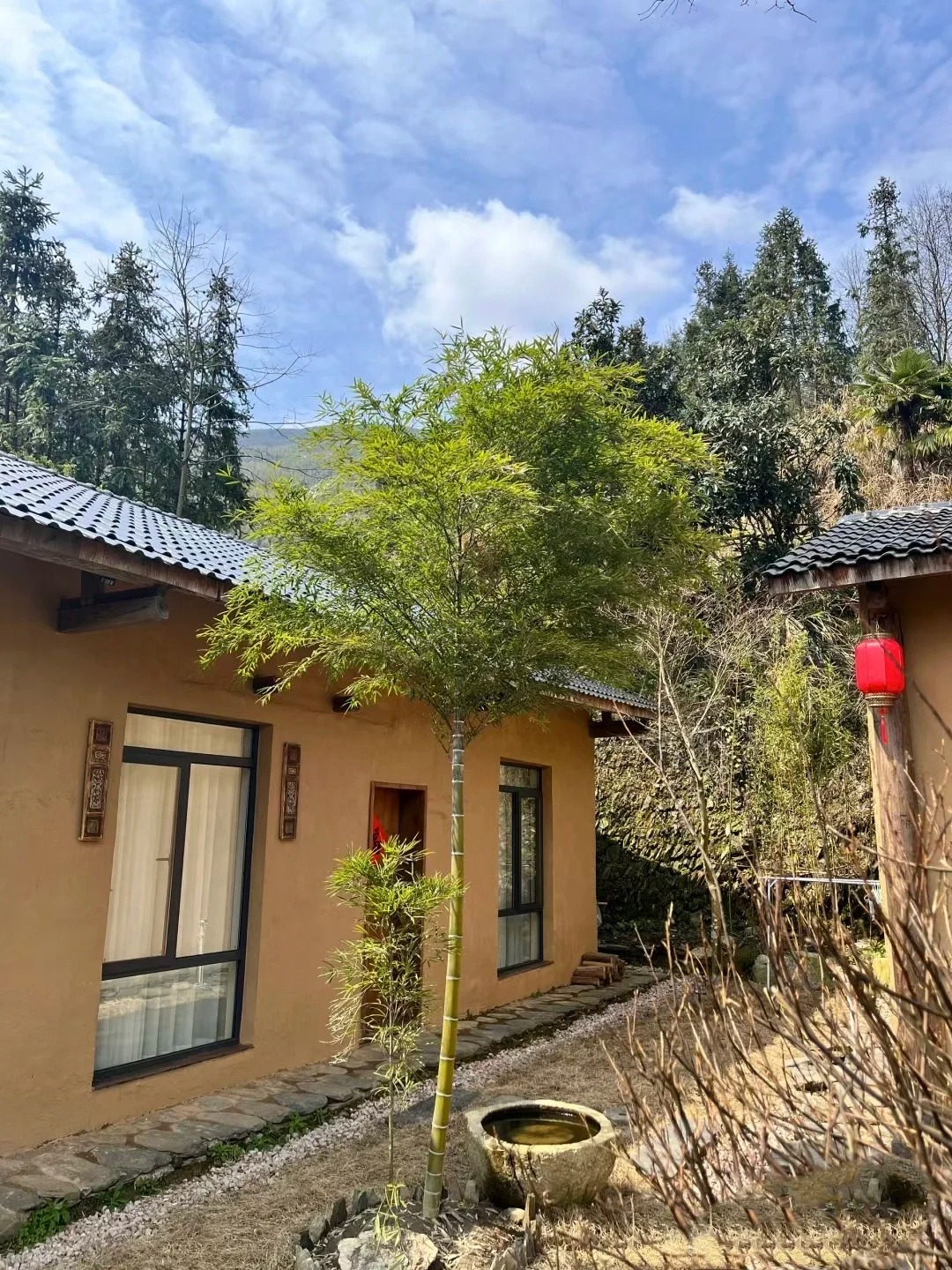 甘肃武威仿夯土稻草漆，艺术涂料厂家，农家小院改造，仿夯土漆全包施工