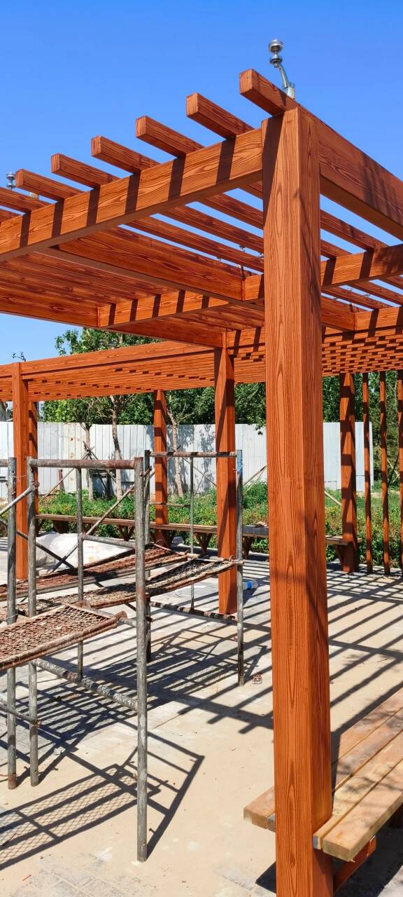 仿木纹漆厂家施工#方钢圆管#长廊护栏#园林建筑