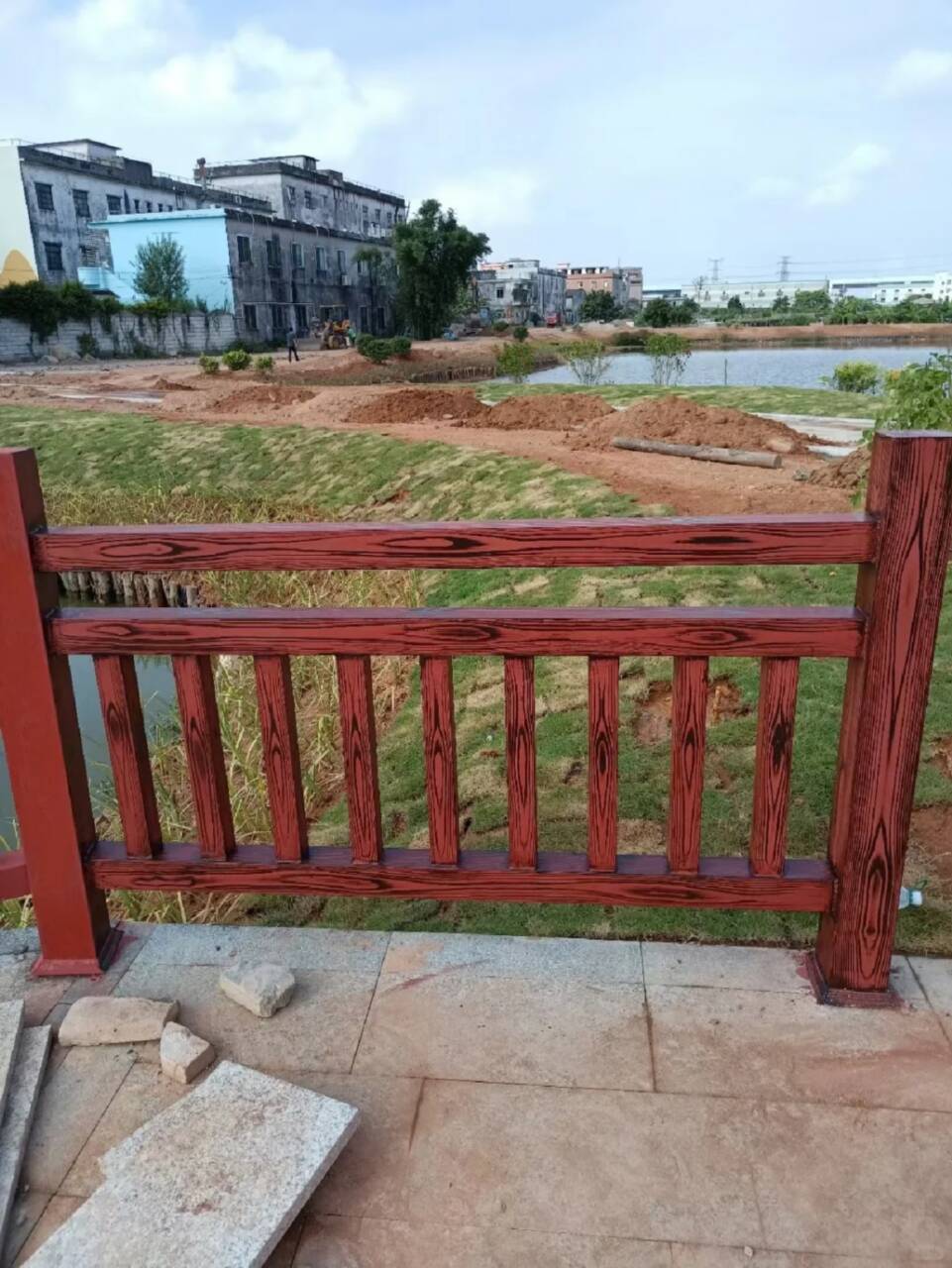 甘肃白银镀锌管木纹漆施工厂家#方钢圆管#长廊护栏#园林建筑