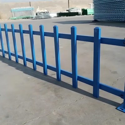 公路隔离护栏实力雄厚把实惠留给您