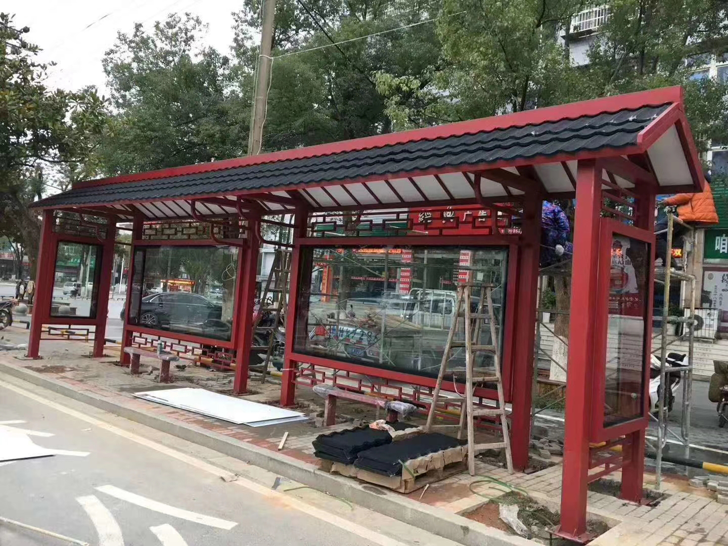 公交站台候车亭诚信厂家当地厂家