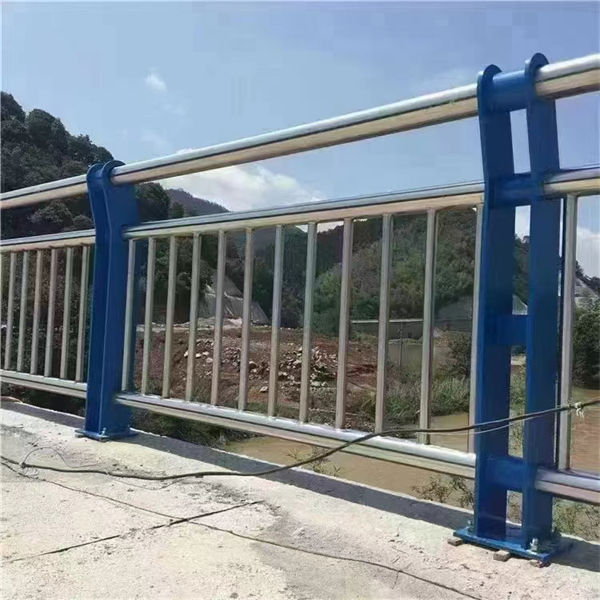 品质保证阳台铝合金护栏