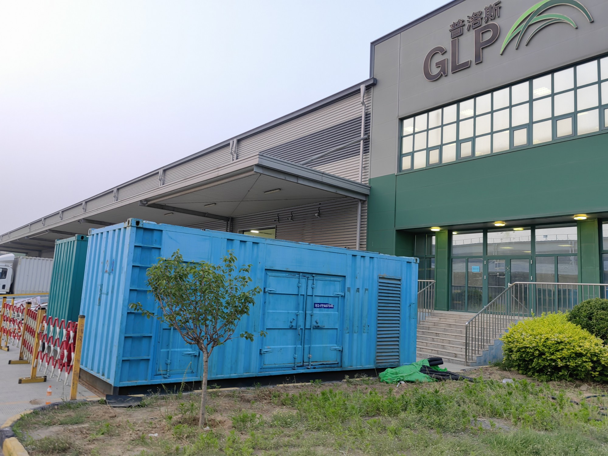 发电机租赁服务电话（咨询）500KW发电机出租当地品牌