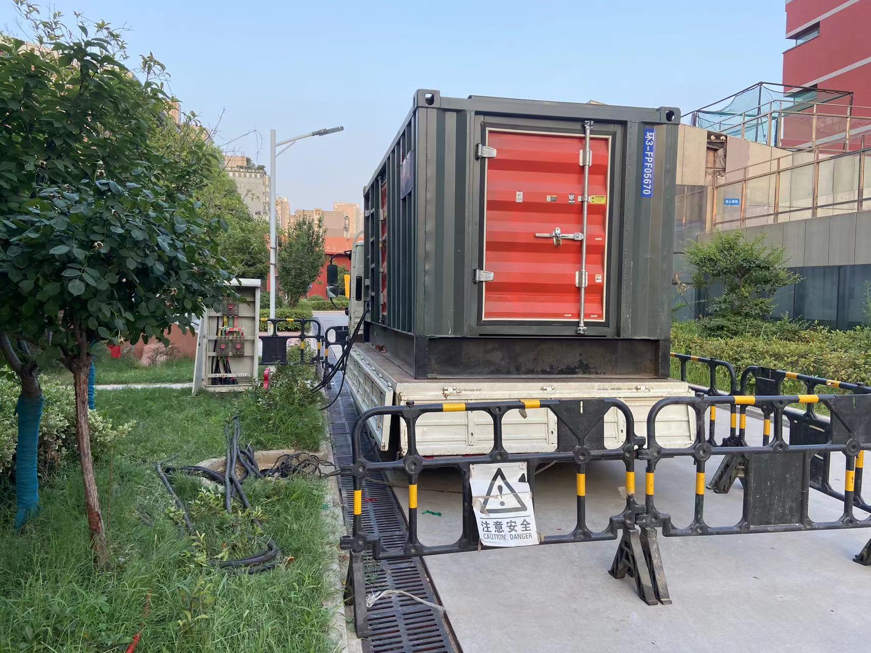 【鄂州200KW发电机出租 租赁400KW发电机 电缆线出租 UPS电源出租2000KW发电机出租专业团队】