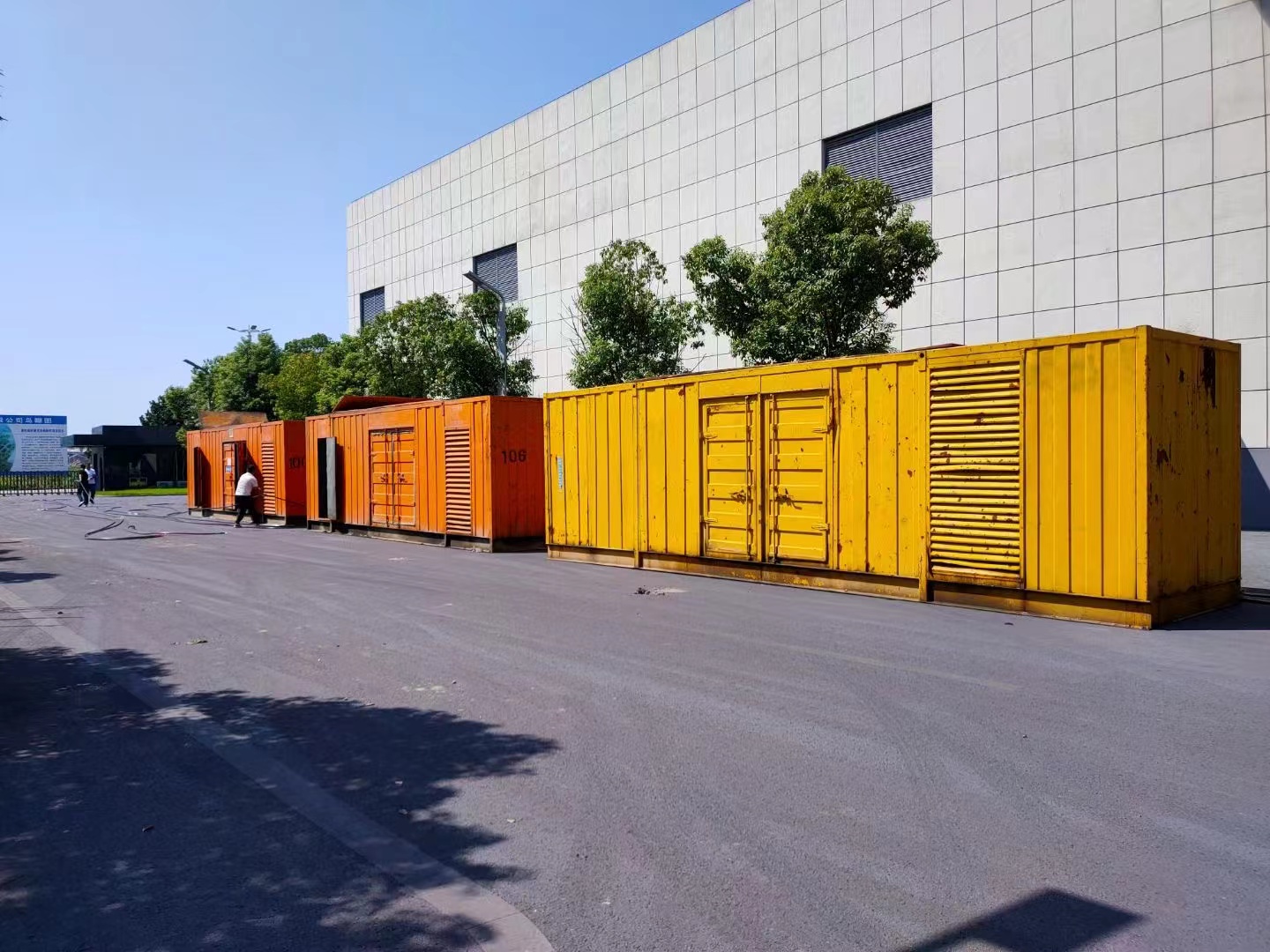 200KW发电机出租 租赁400KW发电机 电缆线出租 UPS电源出租效果满意为止值得信赖