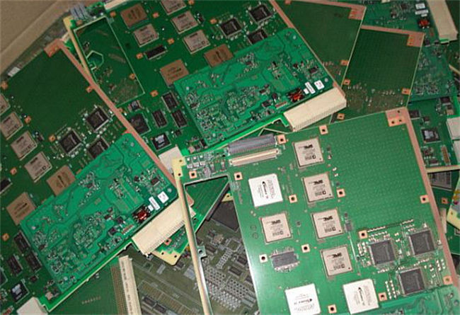 电路板 阳能光伏板回收长期高价回收同城 本地域生产厂家