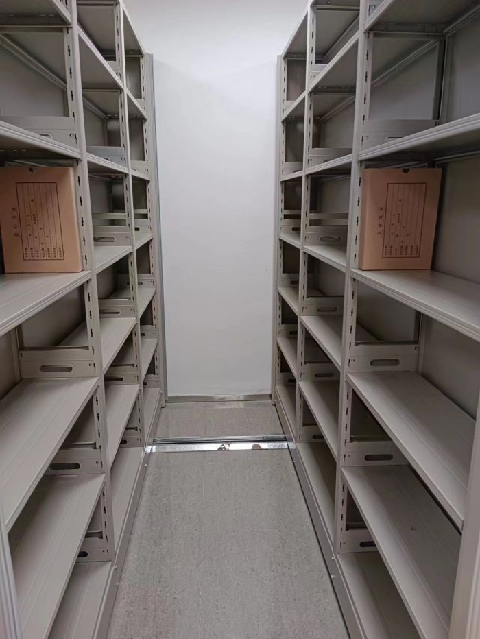 精诚合作【世晔】全封闭移动档案架