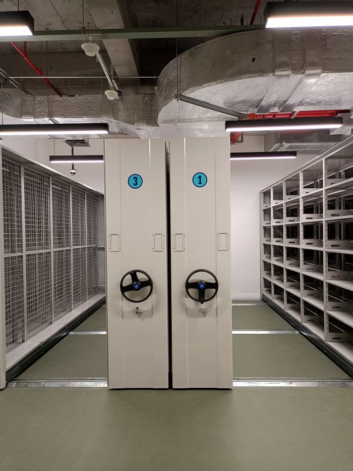 手动密集架厂家,不动产档案密集架专业生产厂家