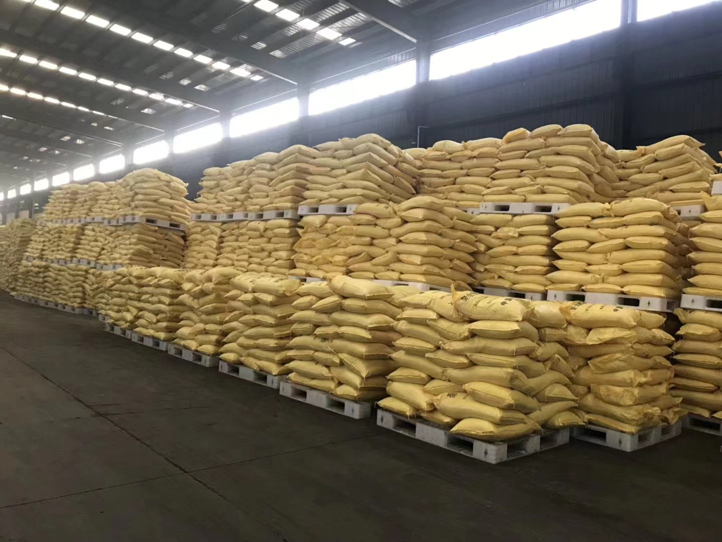 宜昌聚合氯化铝食品级硫酸亚铁专心专注专业