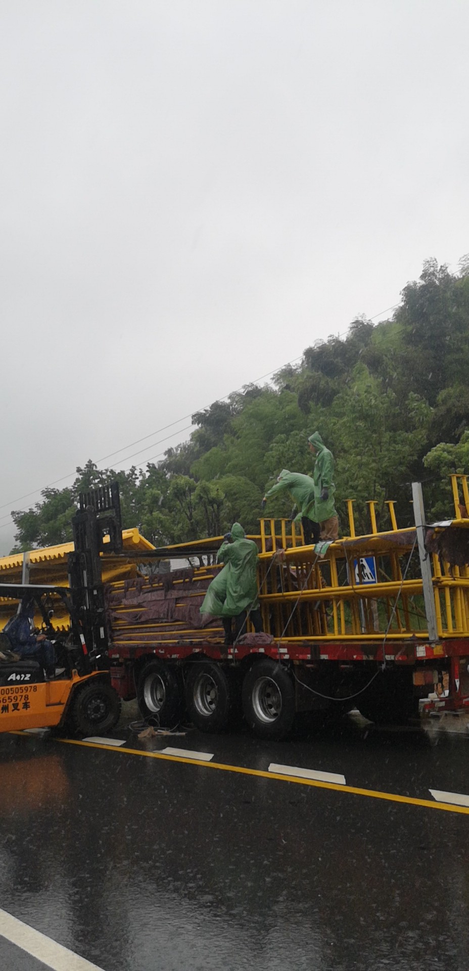 鞍山候车亭智能公交站台厂家