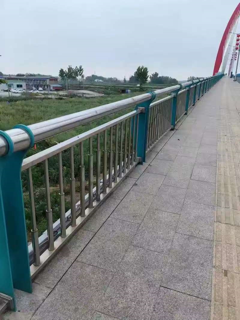 宝鸡公路护栏厂家