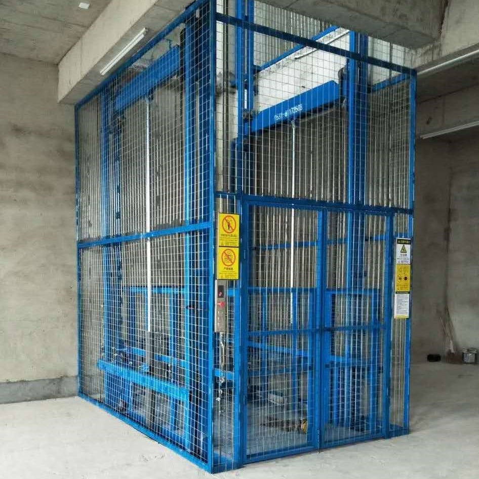 蚌埠车间运货升降梯
可定制