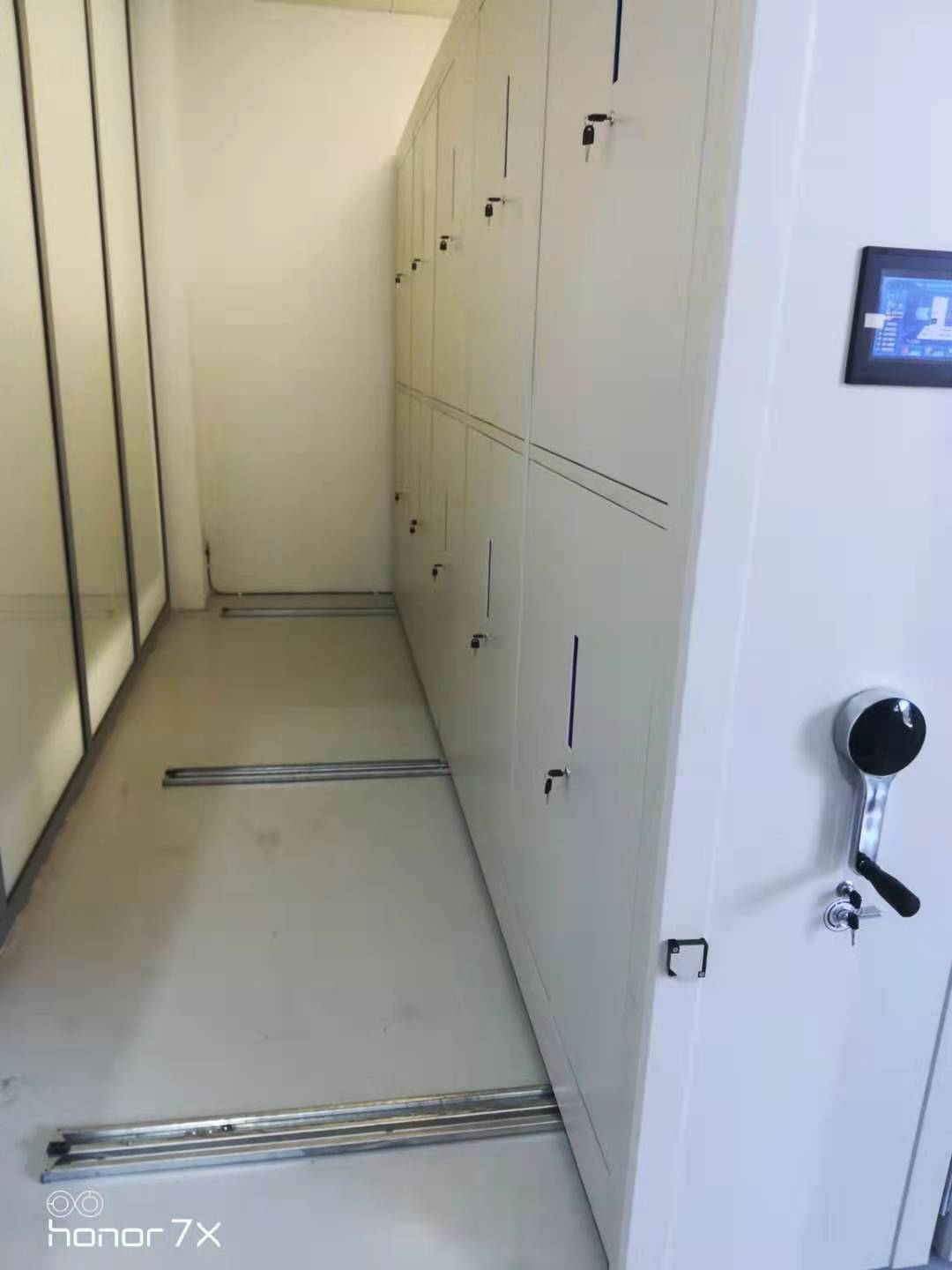 电动密集柜密集架节能本土厂家