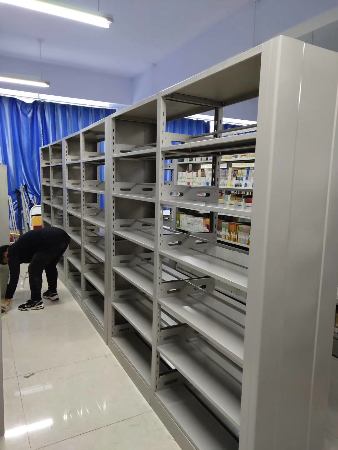 齐齐哈尔市龙江钢木书架批发价