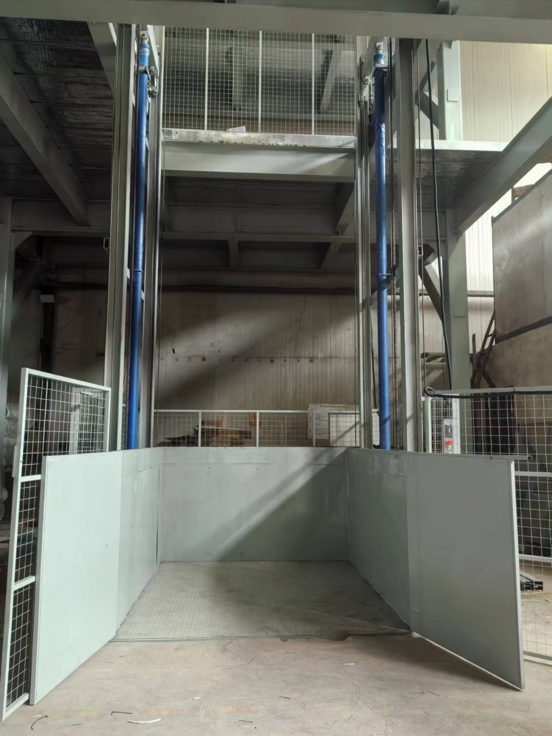 乌海导轨式升降机价格报价