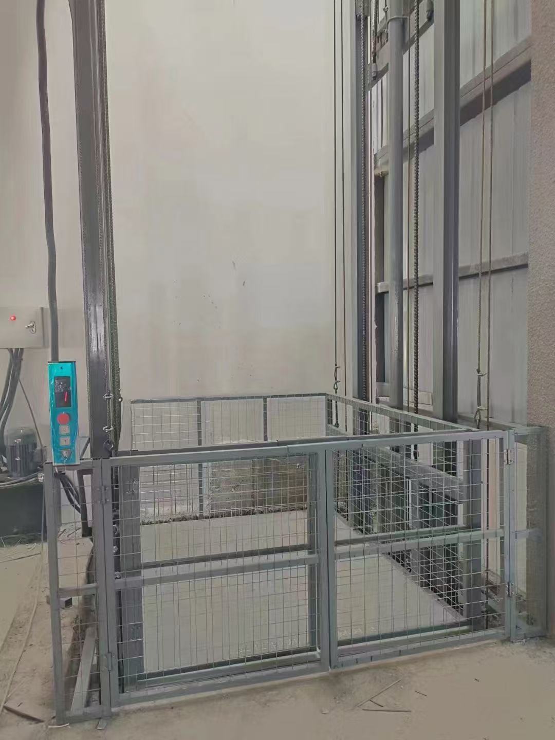 2吨导轨式升降机报价厂家直销直供