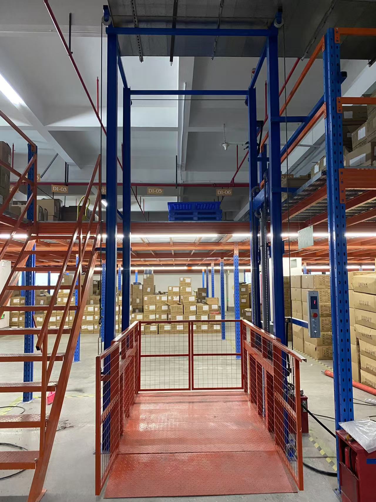 3吨导轨式季升降平台报价附近货源