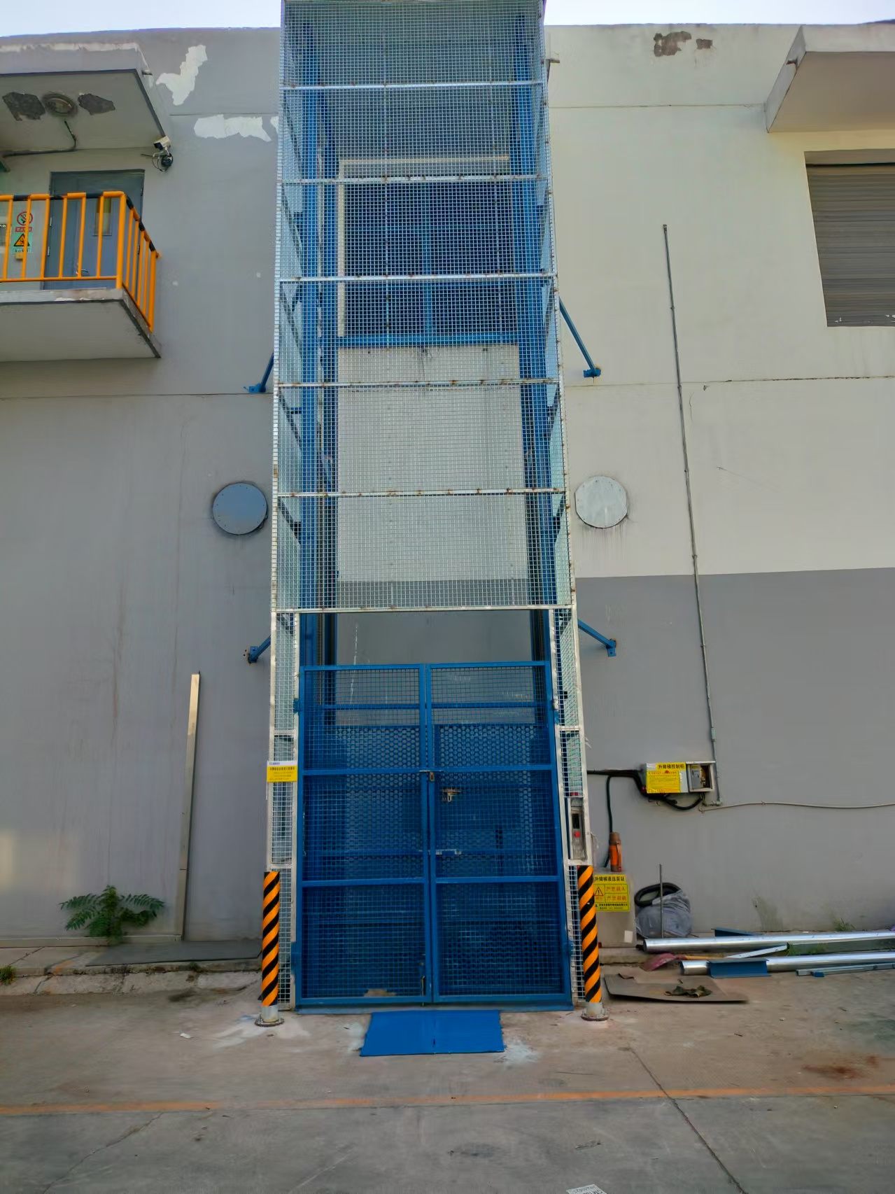 平顶山导轨式升降平台价格