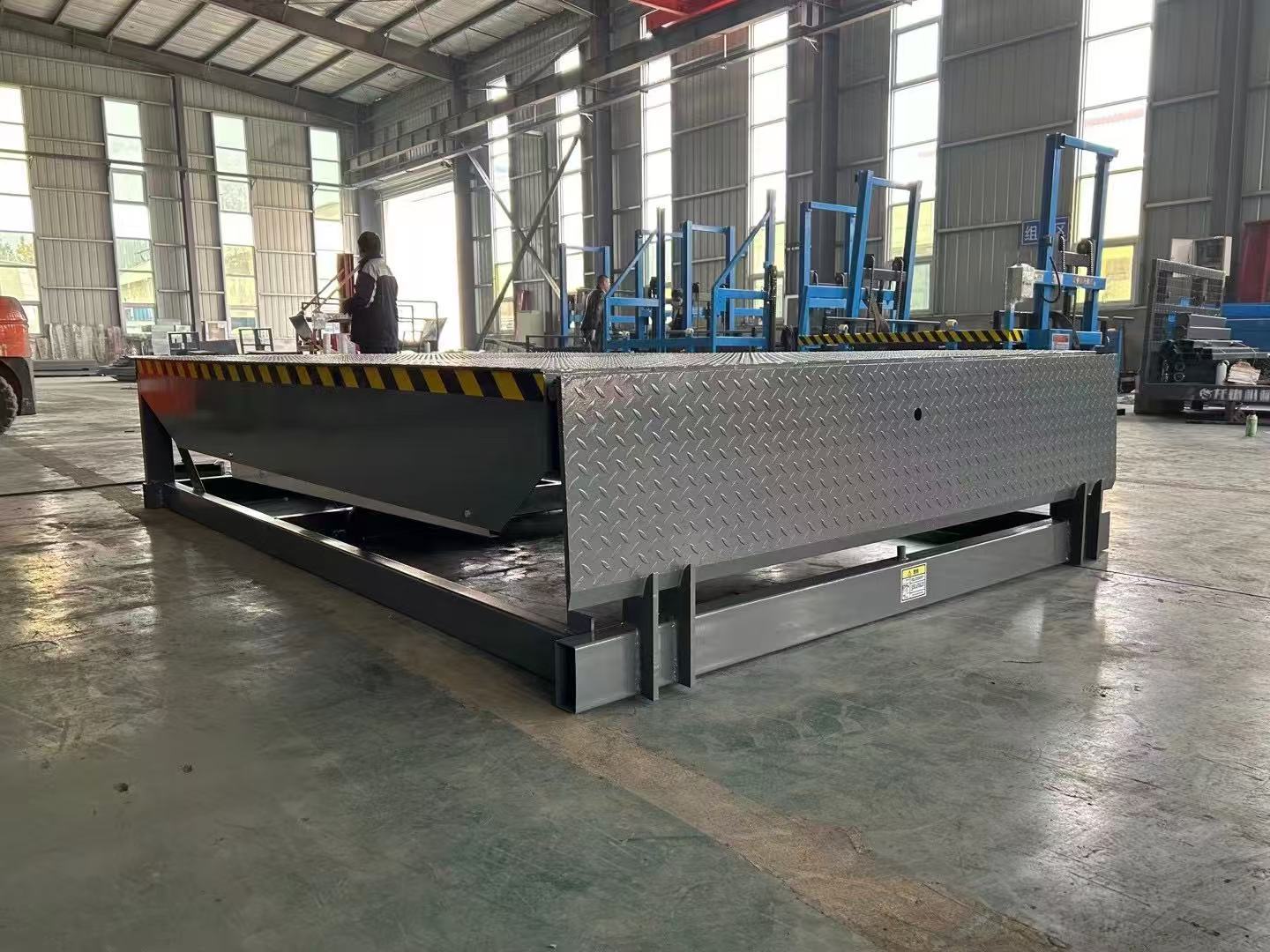 临夏月台登车桥厂家