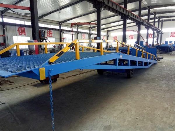 移动登车桥报价生产同城区域生产厂家