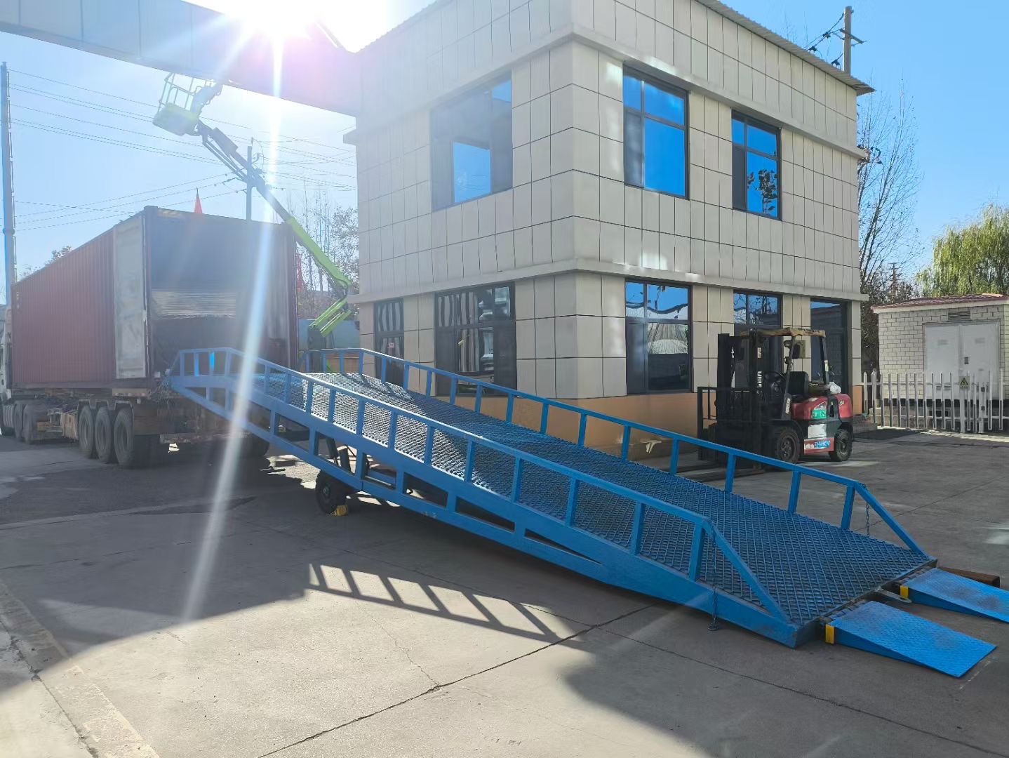 移动叉车平台价格供应种类多质量好