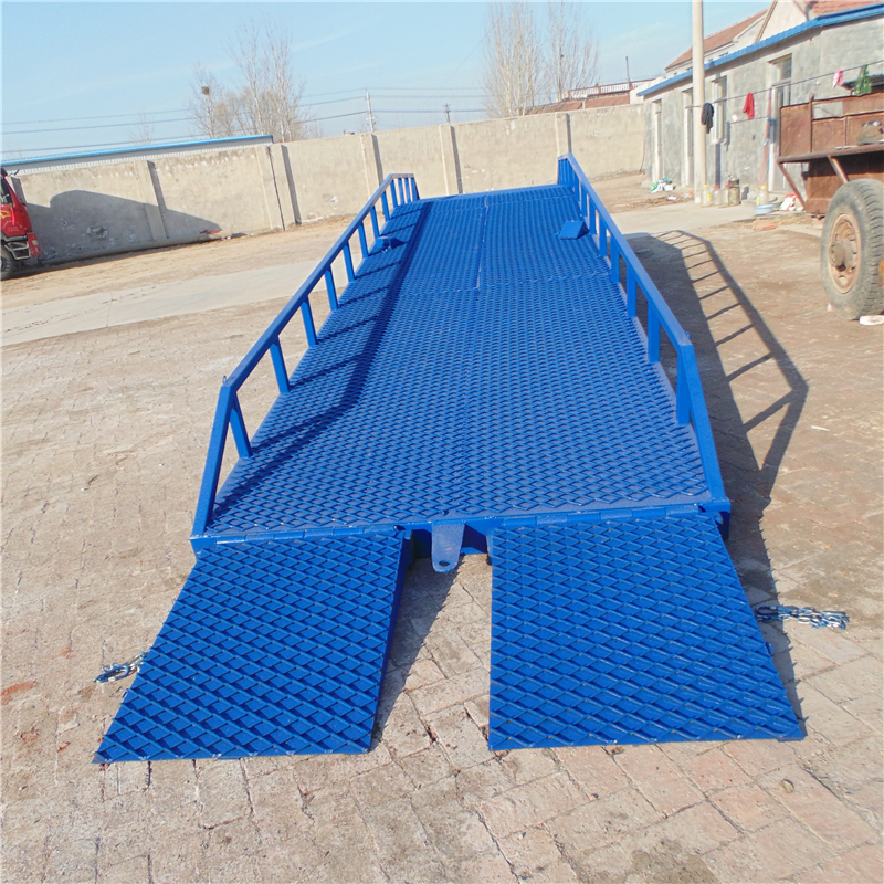 8吨移动式登车桥价格厂家厂家直销货源充足