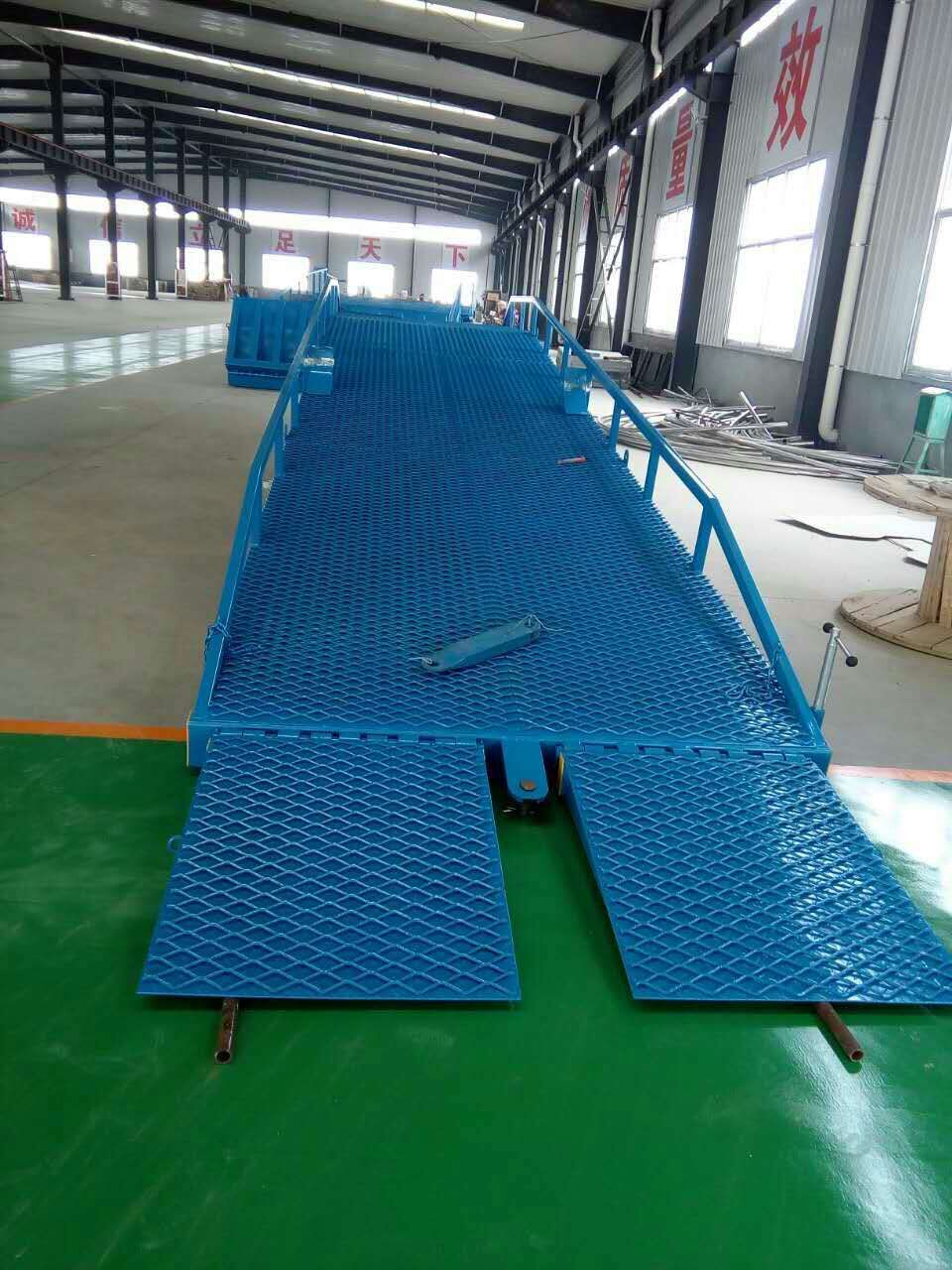 10吨移动式登车桥价格采购信誉有保证