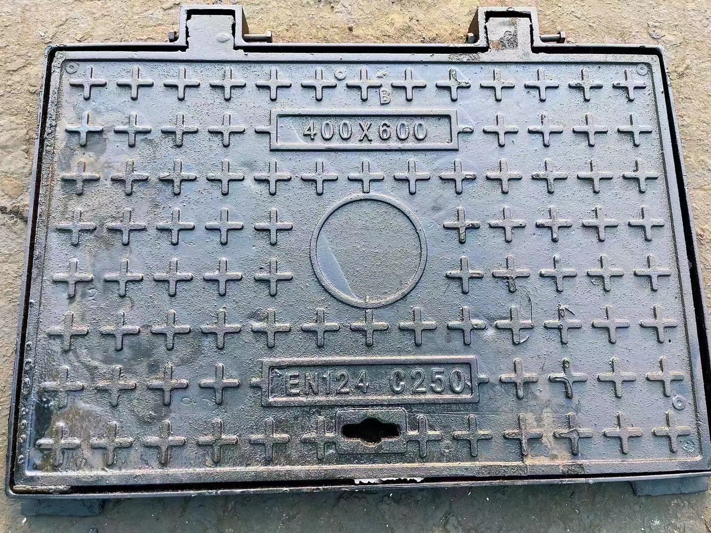 防臭球墨铸铁井盖哪种好优选原材