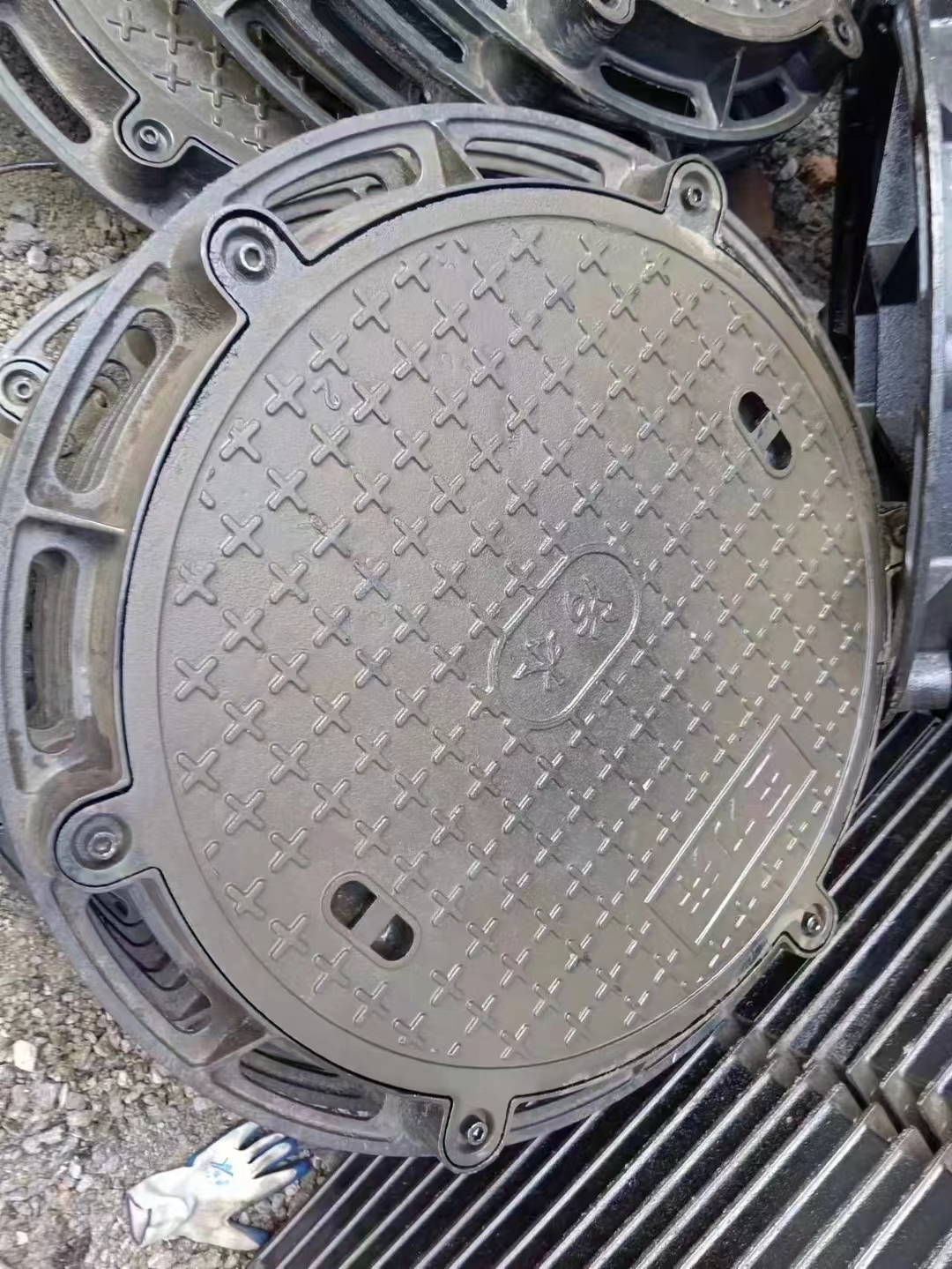 雨水井盖球墨铸铁生产厂家建通铸造厂家本地区厂家