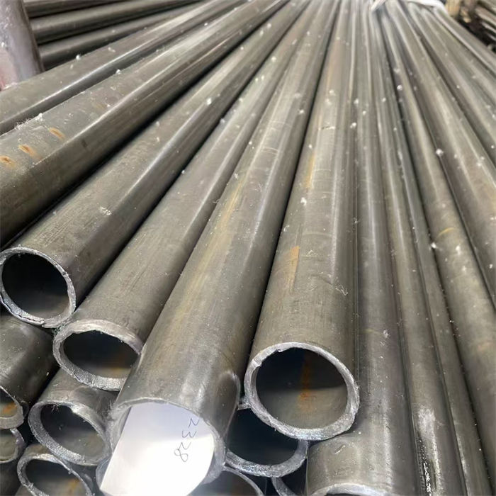 无缝钢管Q235B直缝钢管一对一为您服务设备齐全支持定制