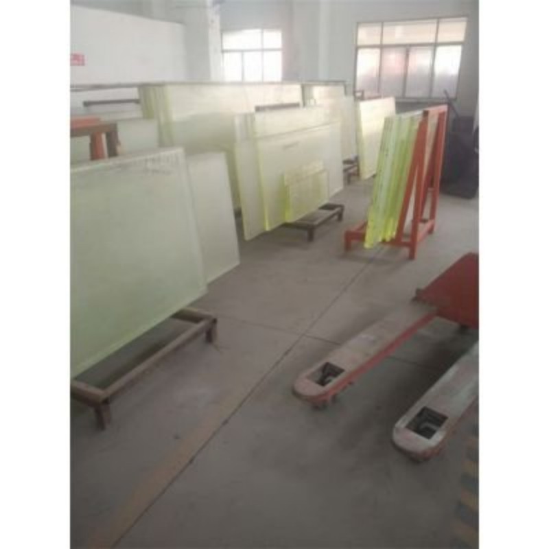 祁阳铅玻璃实拍展现