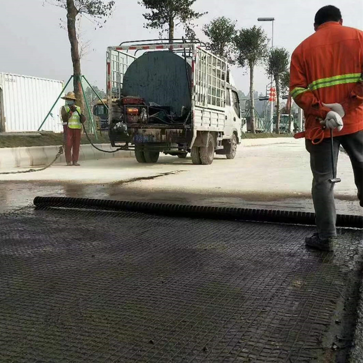 重庆沥青路面玻纤土工格栅价格
