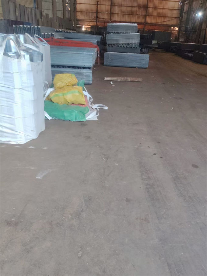 永善波形护栏-波形护栏板好产品放心购