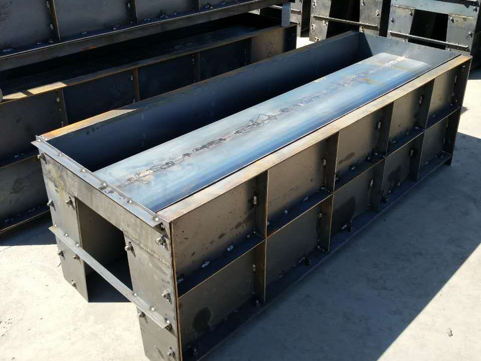 临潭流水槽模具农田灌溉模具低价货源