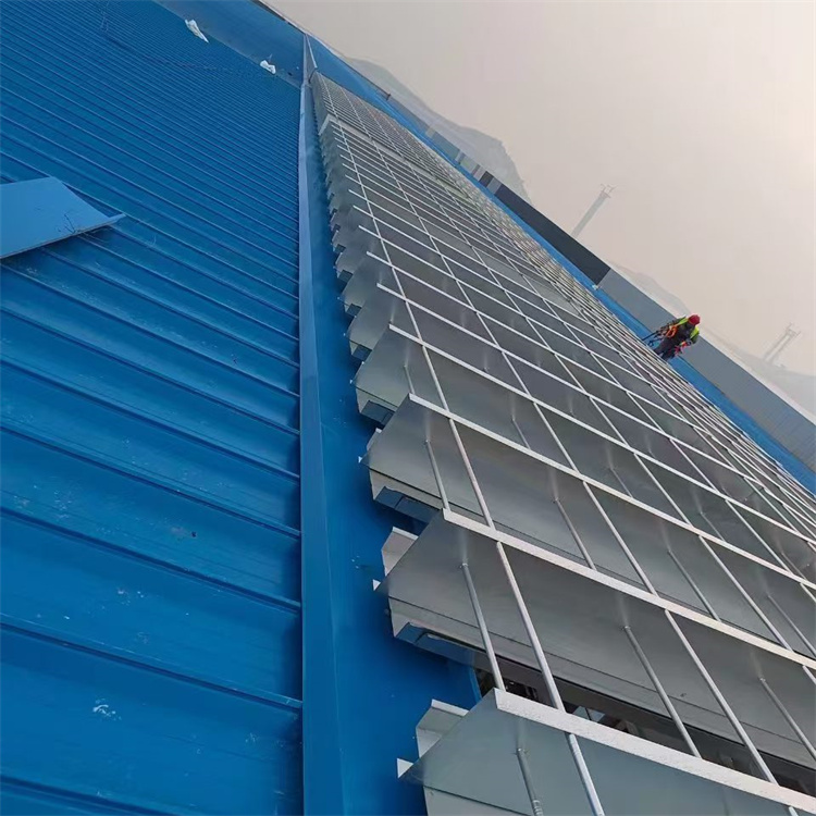 尖顶型排烟天窗技术雄厚