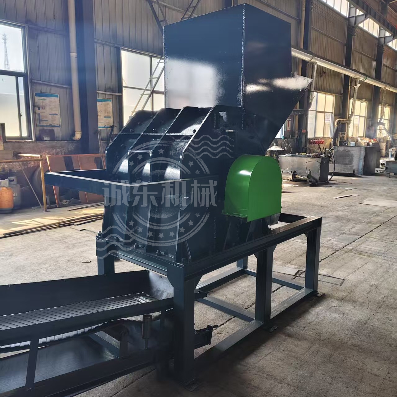 黎平破碎机废钢粉碎机细节决定品质