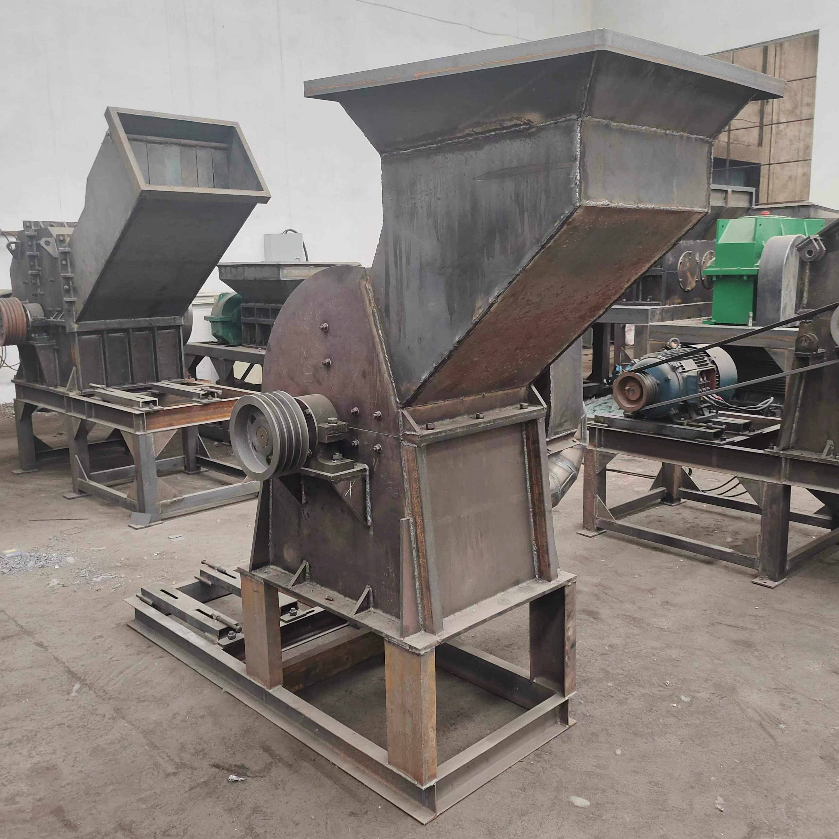 民治破碎机PE粉碎机工厂直供