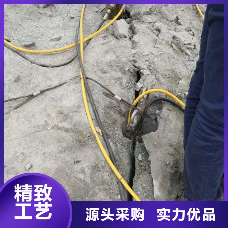 修公路遇到硬的石头怎么破裂原料层层筛选